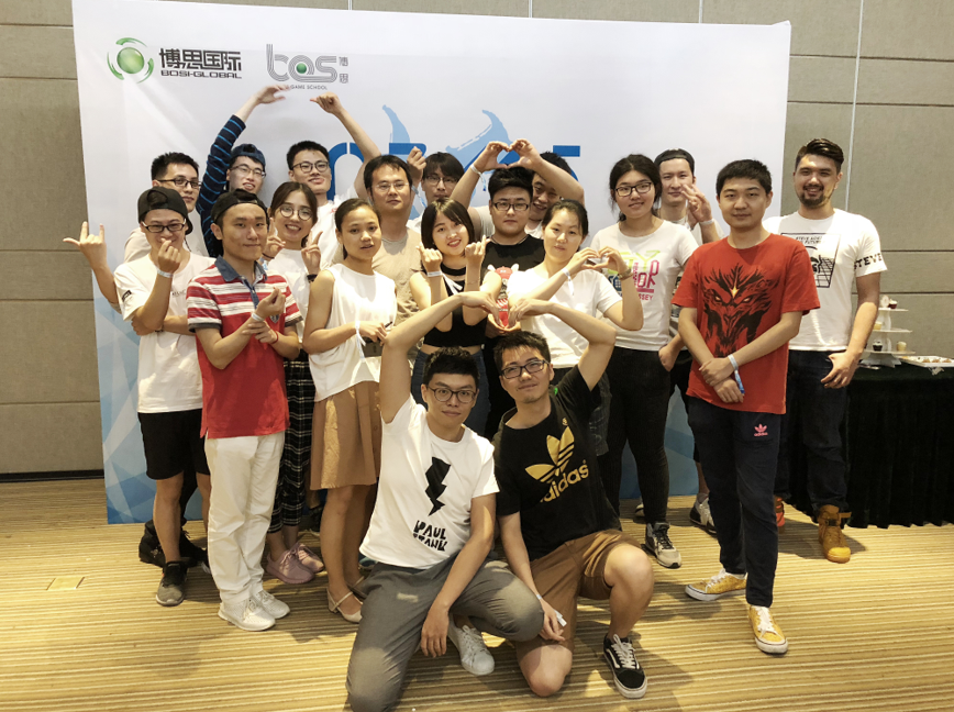 “倾听、交流、分享”2018TCG彩票
学院夏季校友会